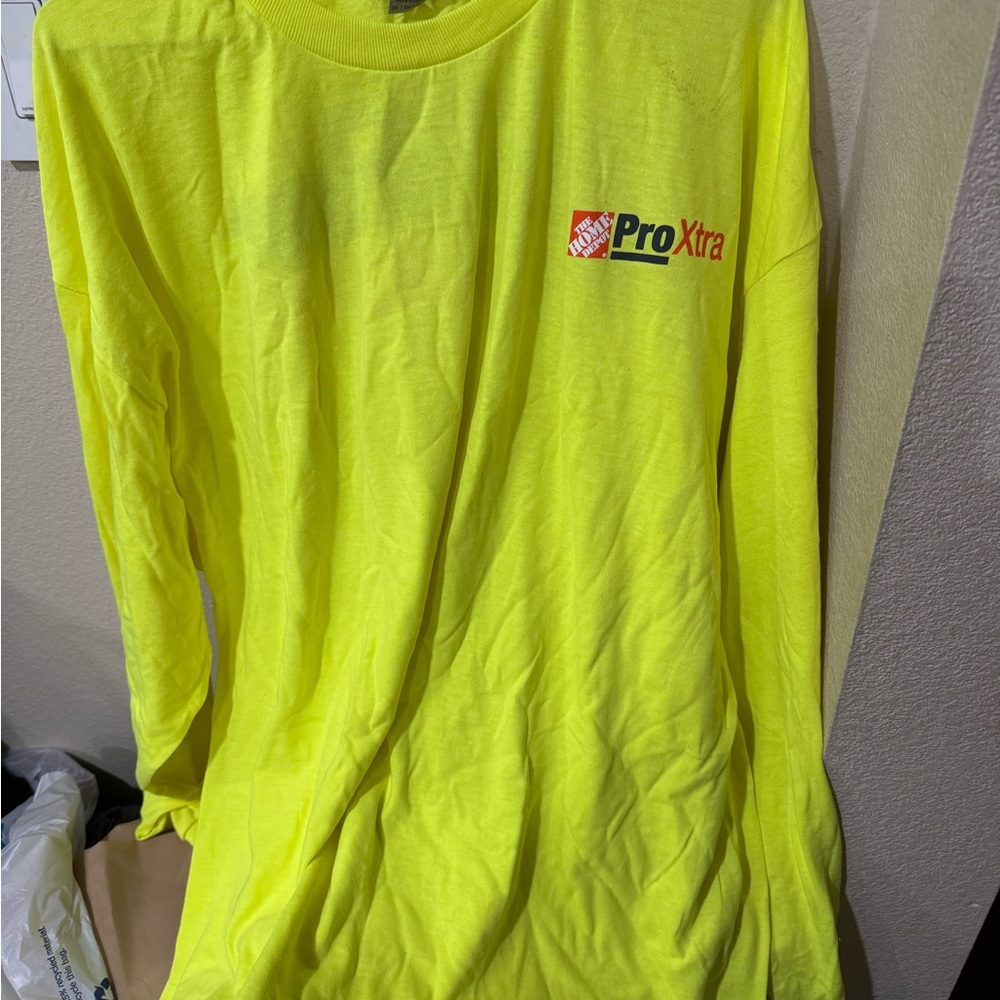 Behr Yellow Graphic T-Shirt men size XXL 2 pack - Picture 3 of 3